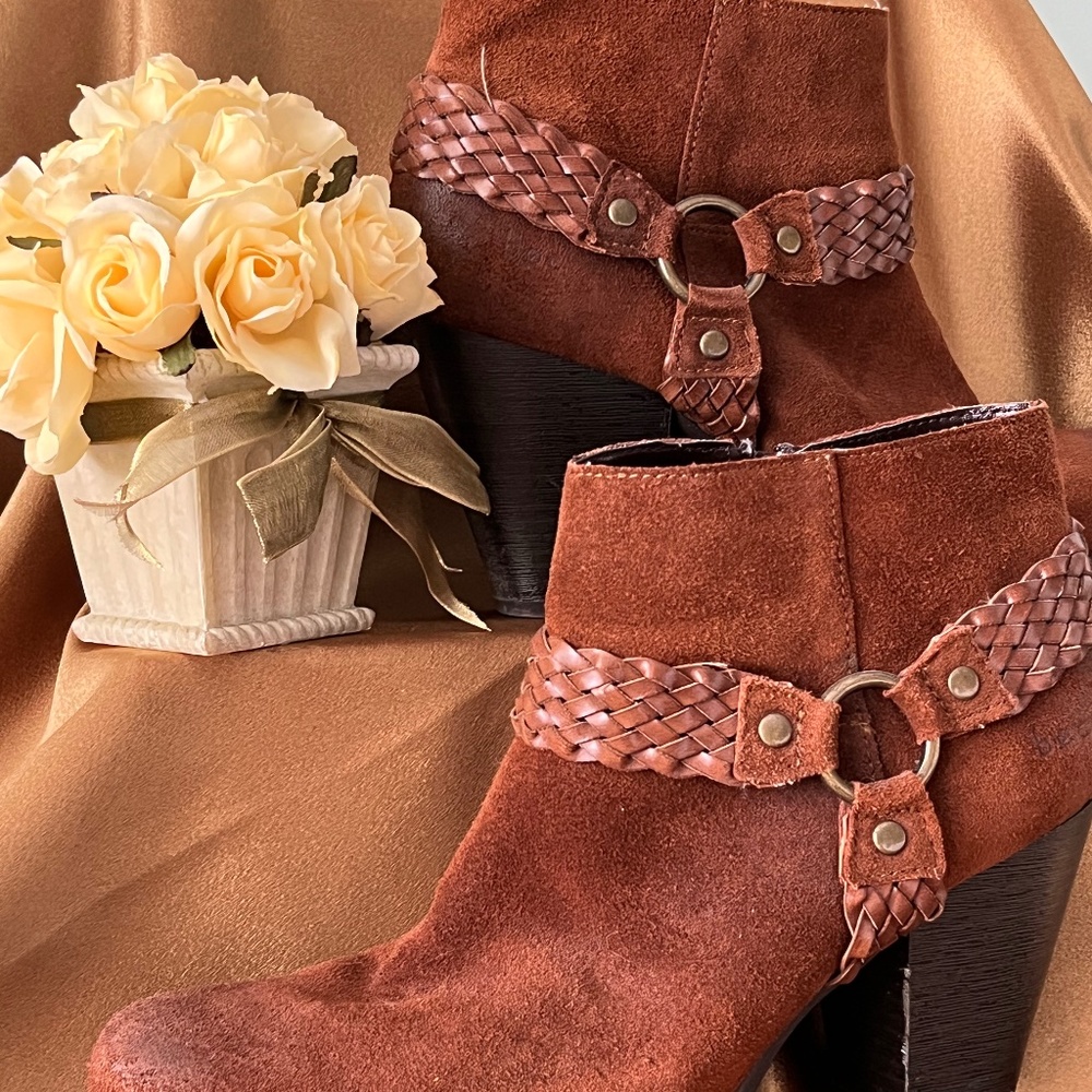 BOC Born Concept Brown Suede Leather Braided Harness Ankle Boot 9